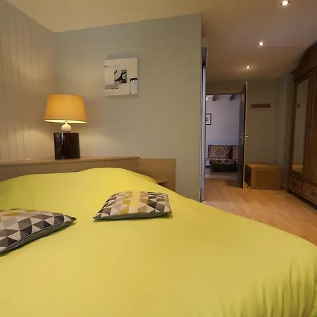 Aux Deux Clefs Hotel 3*